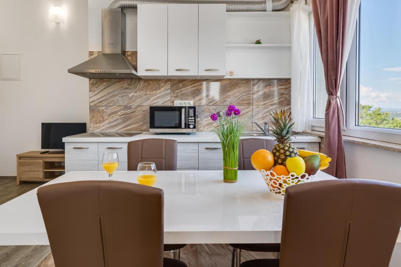 Apartment Miruna S Bazenom Donje Rastane المظهر الخارجي الصورة